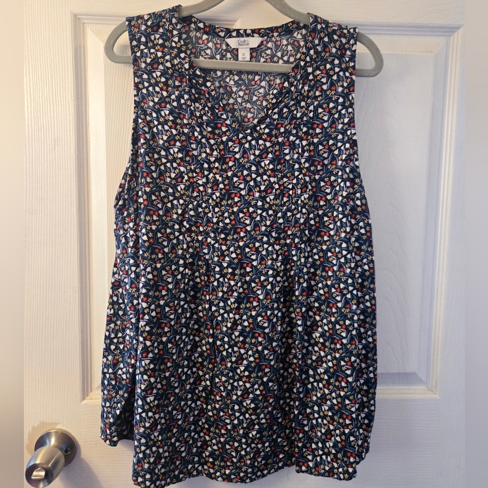 Women's Floral Sleeveless Top